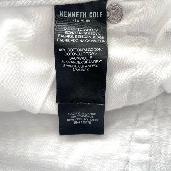 Kenneth Cole NY Jeans White Size US10 button front, 5 pocket Jeans. - Picture 8 of 12